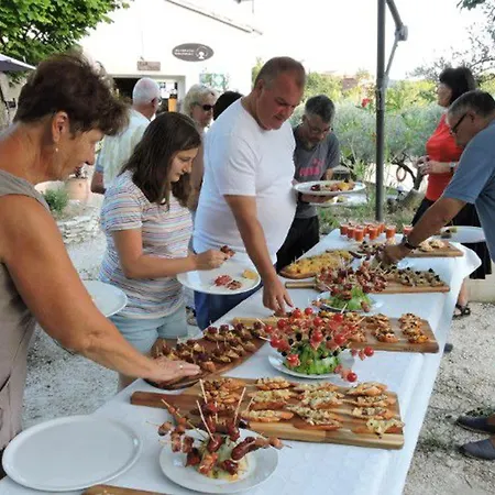 Mobil-home 4 Pers Avec Terrasse - Api-1-52-368 Camping Venterol (Drome)