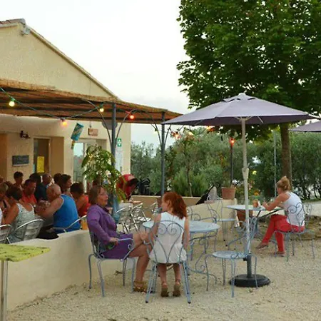 Mobil-home Confortable Avec Terrasse - Api-1-52-368 Venterol (Drome)